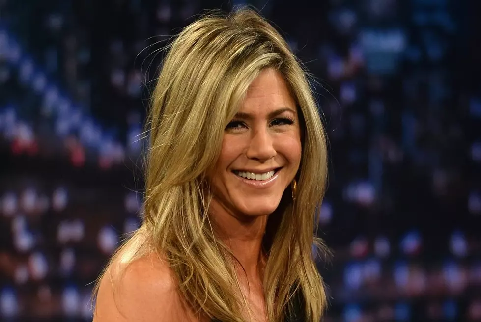 This TikToker Looks Just Like Jennifer Aniston